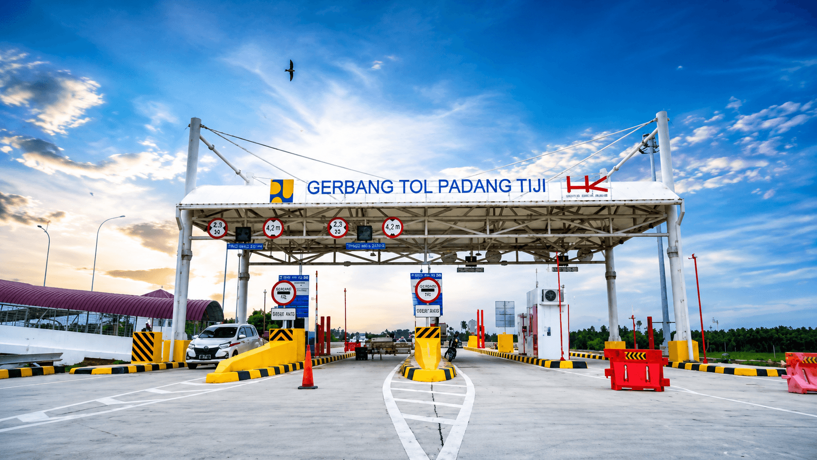 Kecelakaan Tragis di Tol Sibanceh, Istri Ketua Fraksi Partai Aceh DPRA Meninggal Dunia โ Tgk Anwar Ramli Dirawat di RSUDZA