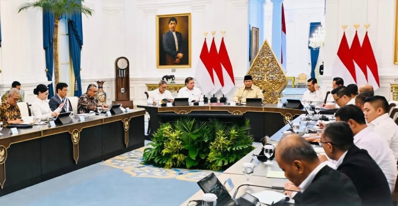 Jaga Kepercayaan Global, Prabowo Panggil KSSK Bahas Stabilitas Pasar di Tengah Tekanan Ekonomi Dunia