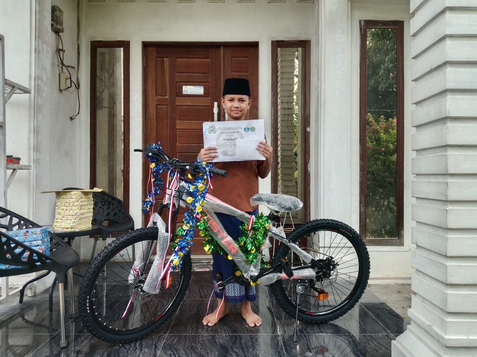 M. Waliyul Azka dari MIN 40 Pidie Raih Juara Umum Bintang Festival FRP 1447 H, Borong 5 Gelar Juara 1